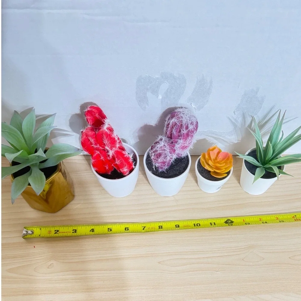 5*Mixed Artificial Succulent Cactus Plants Urban Outfitters Target Gold White